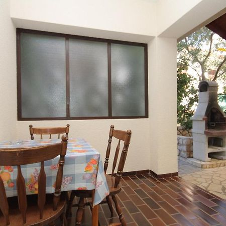Apartments With A Parking Space Mali Lošinj Екстериор снимка