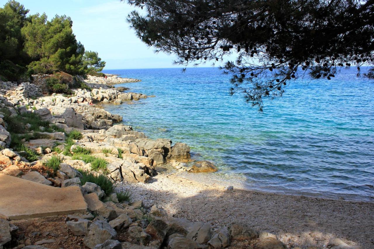 Apartments With A Parking Space Mali Lošinj Екстериор снимка