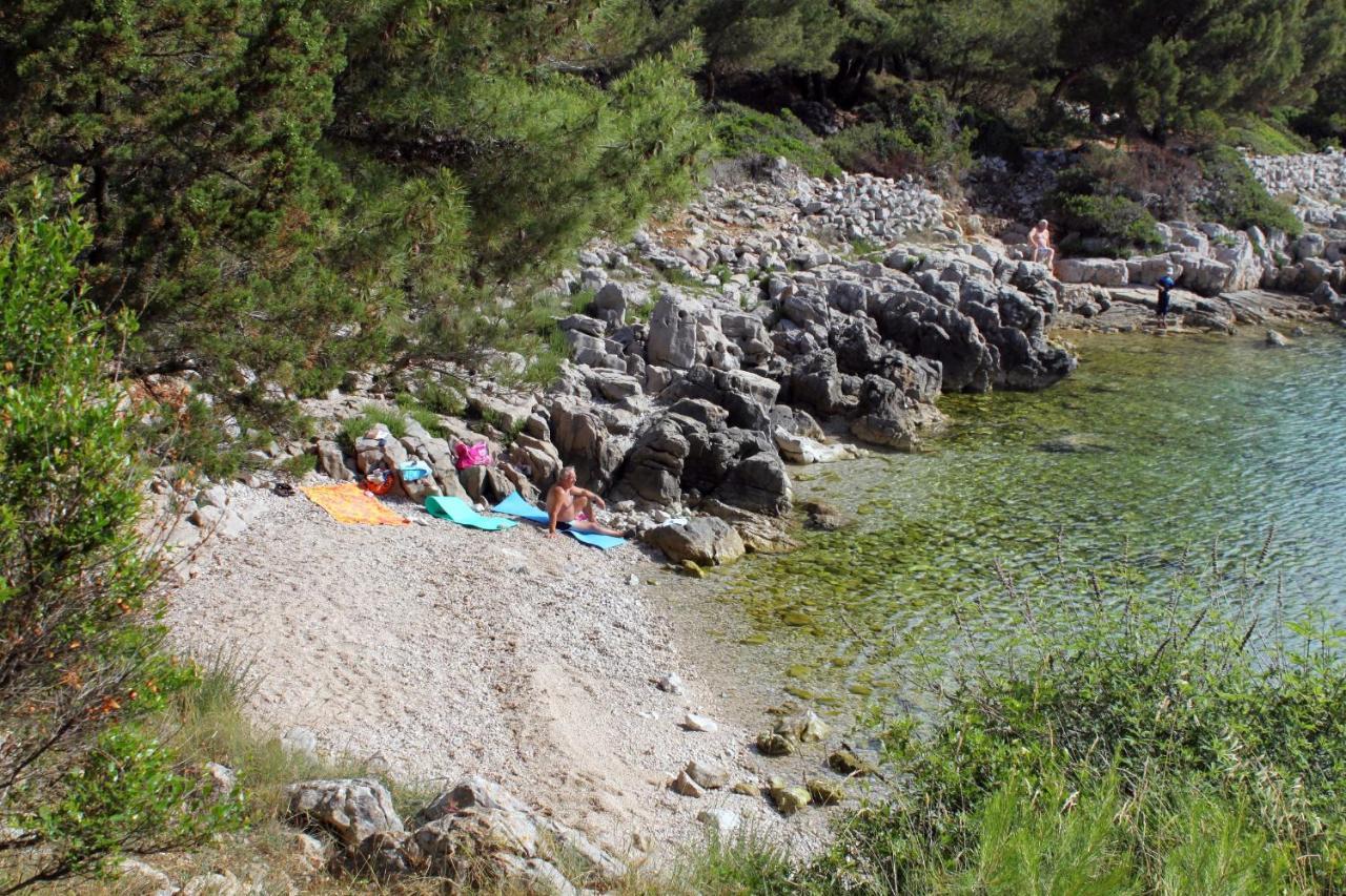 Apartments With A Parking Space Mali Lošinj Екстериор снимка