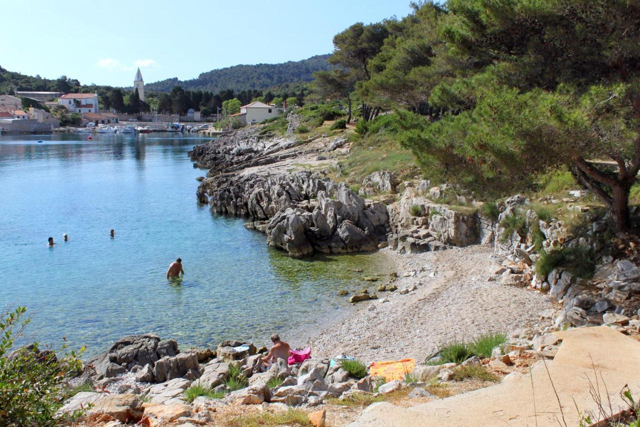 Apartments With A Parking Space Mali Lošinj Екстериор снимка