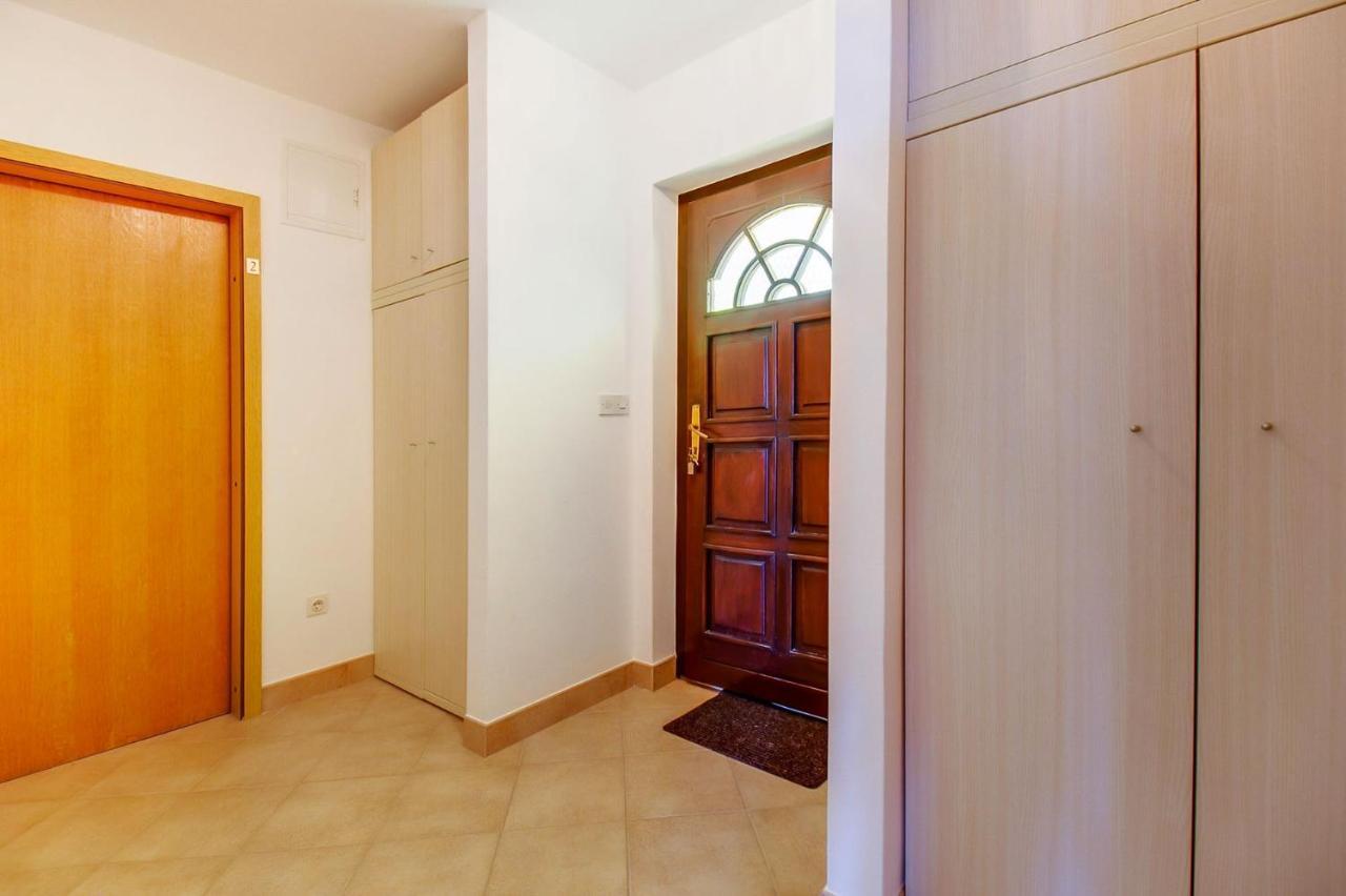 Apartments With A Parking Space Mali Lošinj Екстериор снимка