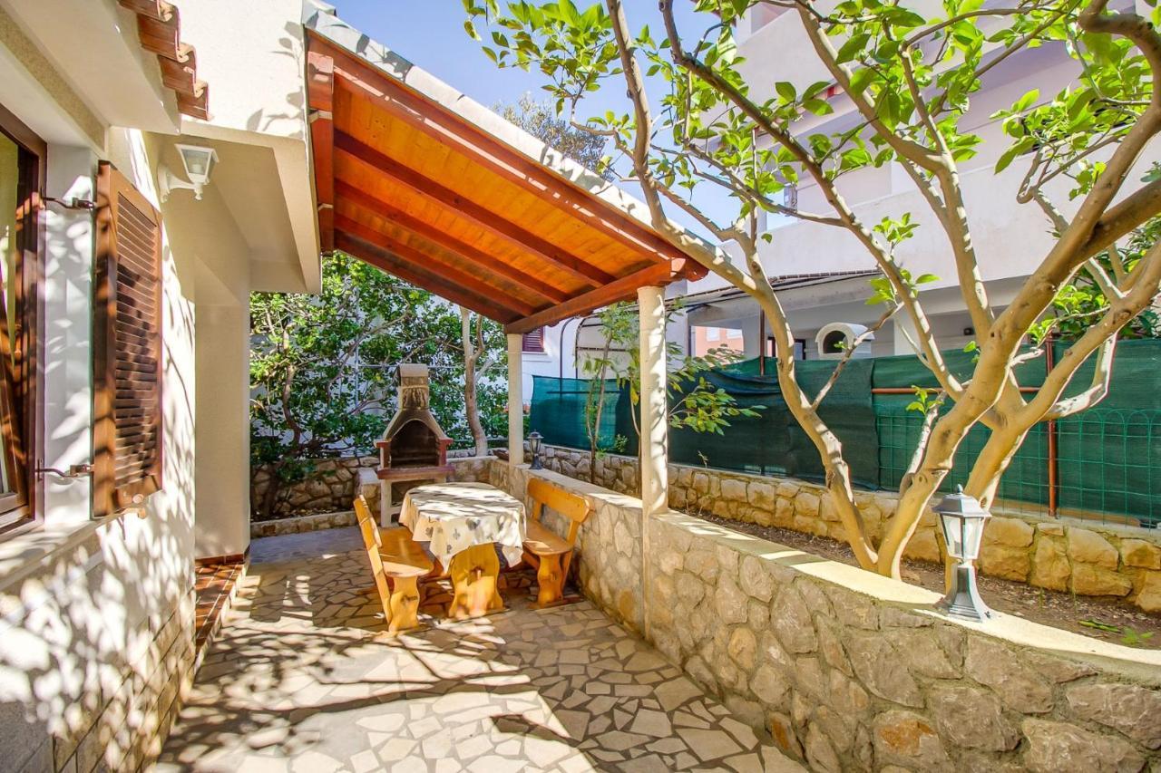 Apartments With A Parking Space Mali Lošinj Екстериор снимка