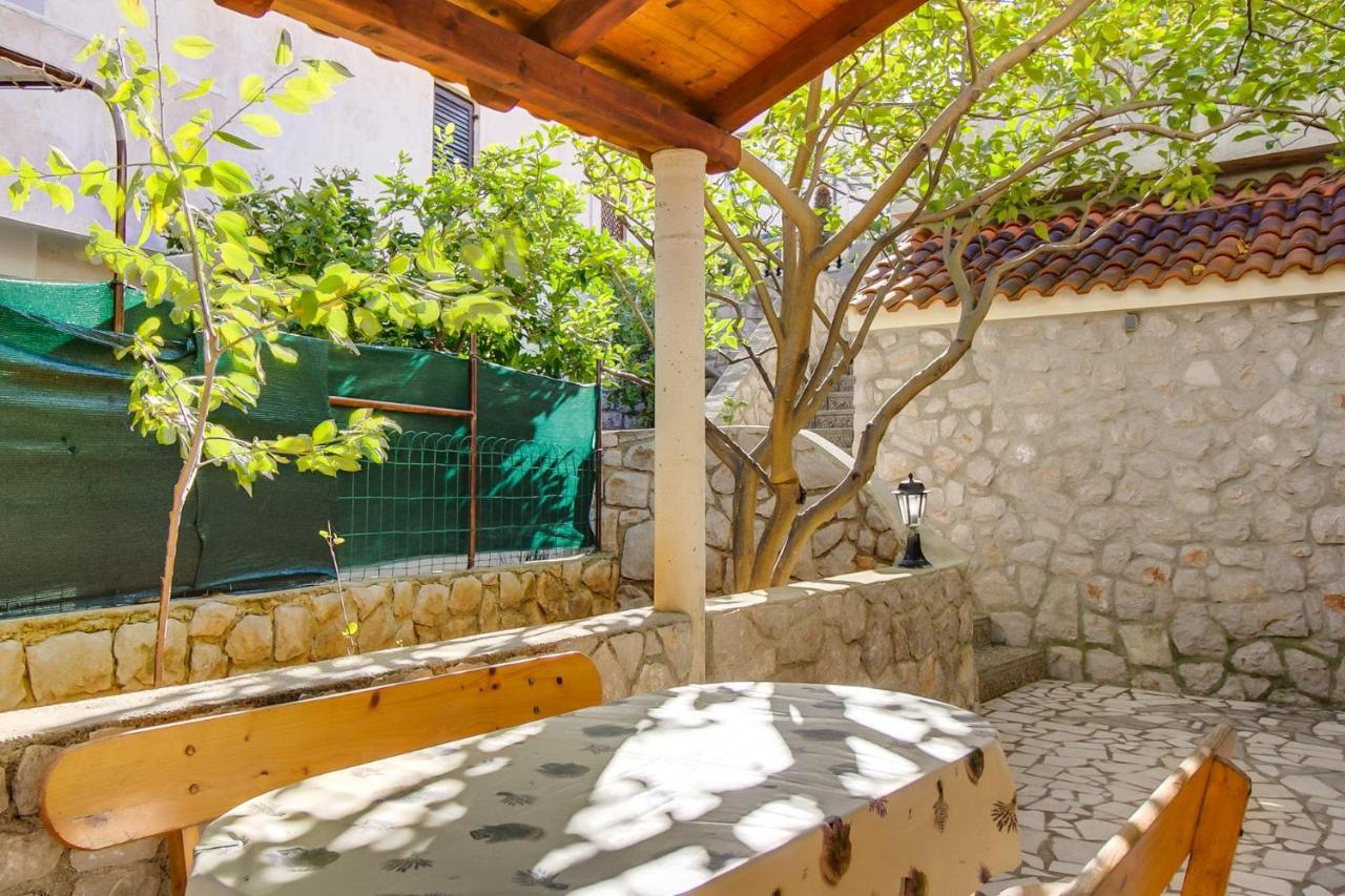 Apartments With A Parking Space Mali Lošinj Екстериор снимка